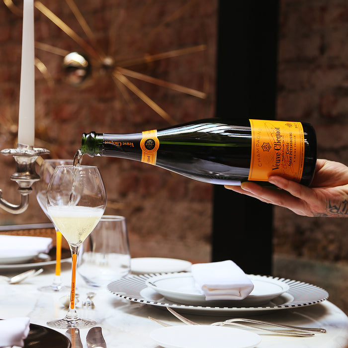Veuve Clicquot 750ml ABV 12% 75cl with Gift Box (Local Agent Stock)