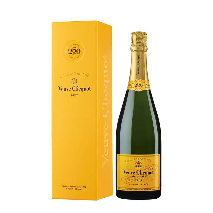 Veuve Clicquot 750ml ABV 12% 75cl with Gift Box (Local Agent Stock)