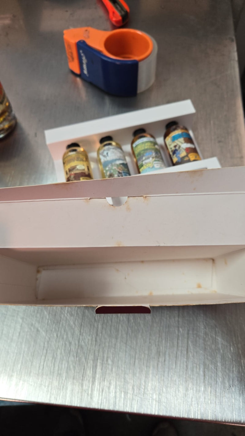 (Clearance) That Boutique-y Whisky Company 4 Piece Dram Gift Set Two (Springbank) (Original Gift Box has yellow spotting)