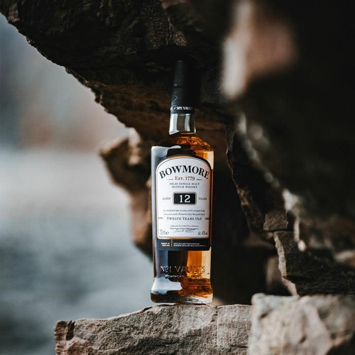 Bowmore 12 Year Old Scotch Whisky ABV 40% 70cl (No Box)