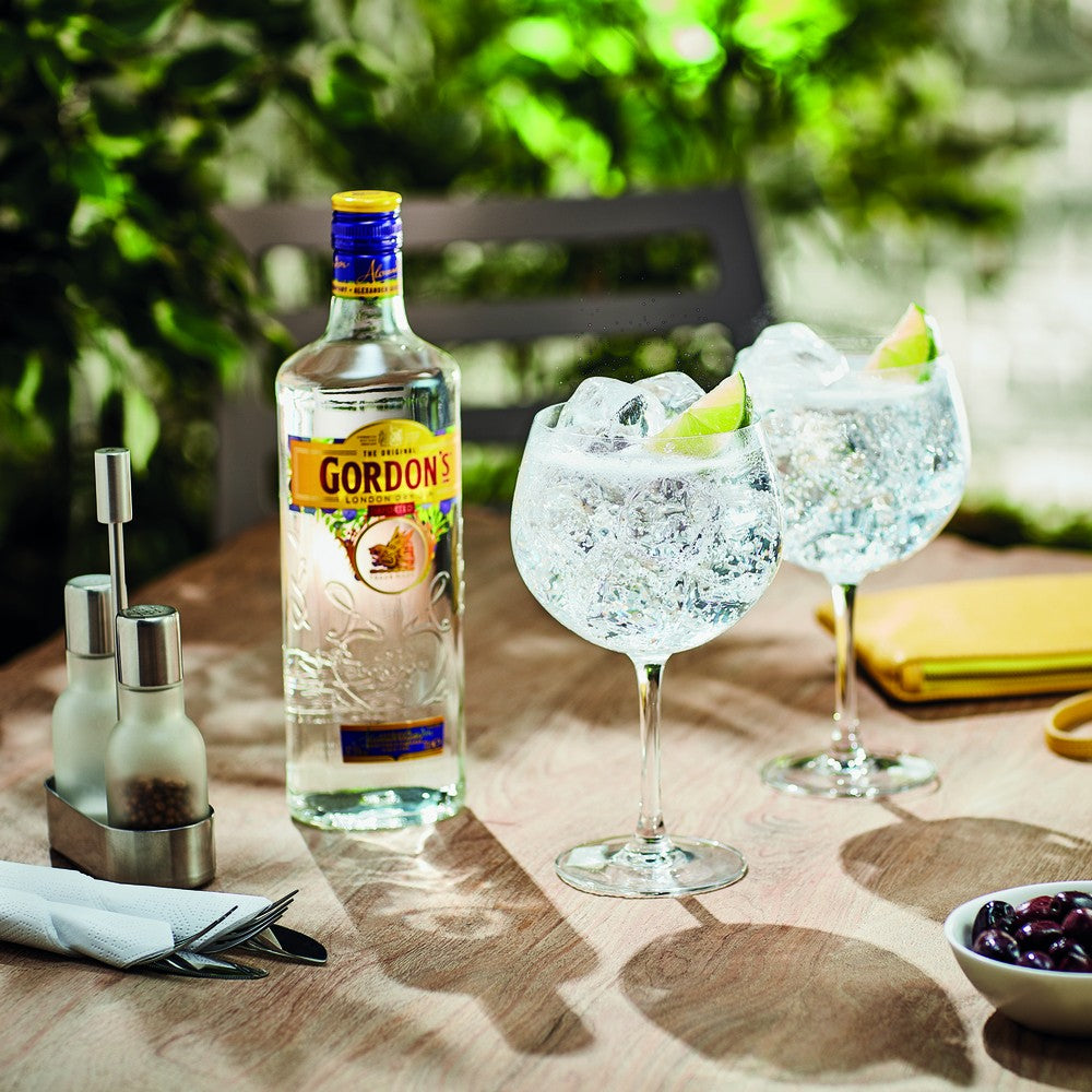 Gordon's Dry Gin ABV 37.5% 70cl — The Liquor Shop Singapore
