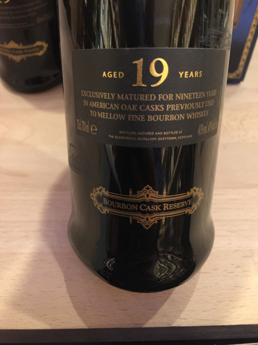 Glenfiddich Age of Discovery 19 Years Bourbon Cask Finish, Scotch Whisky - The Liquor Shop Singapore