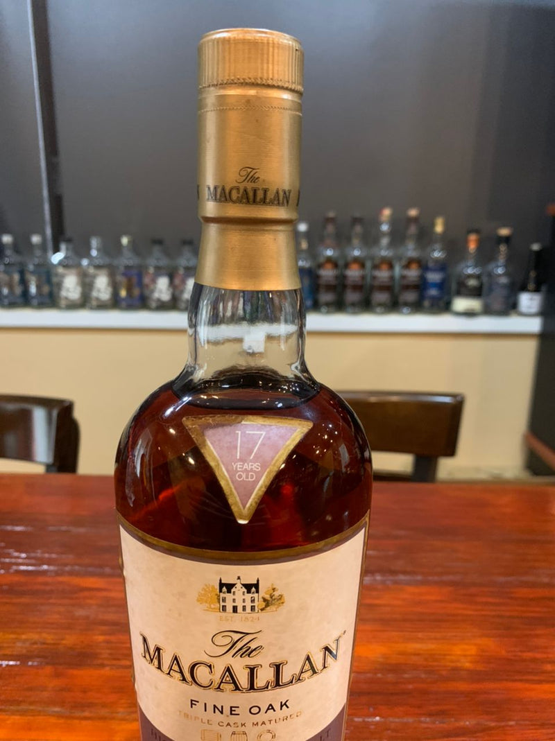 (Clearance) The Macallan 17 Year Old Fine Oak Highland Single Malt Scotch Whisky ABV 40% 70cl (Condition: Discontinued (No Box). Label shows heavy wear/tarnish. Fragile Cork: Please open with extreme care as it may break.)